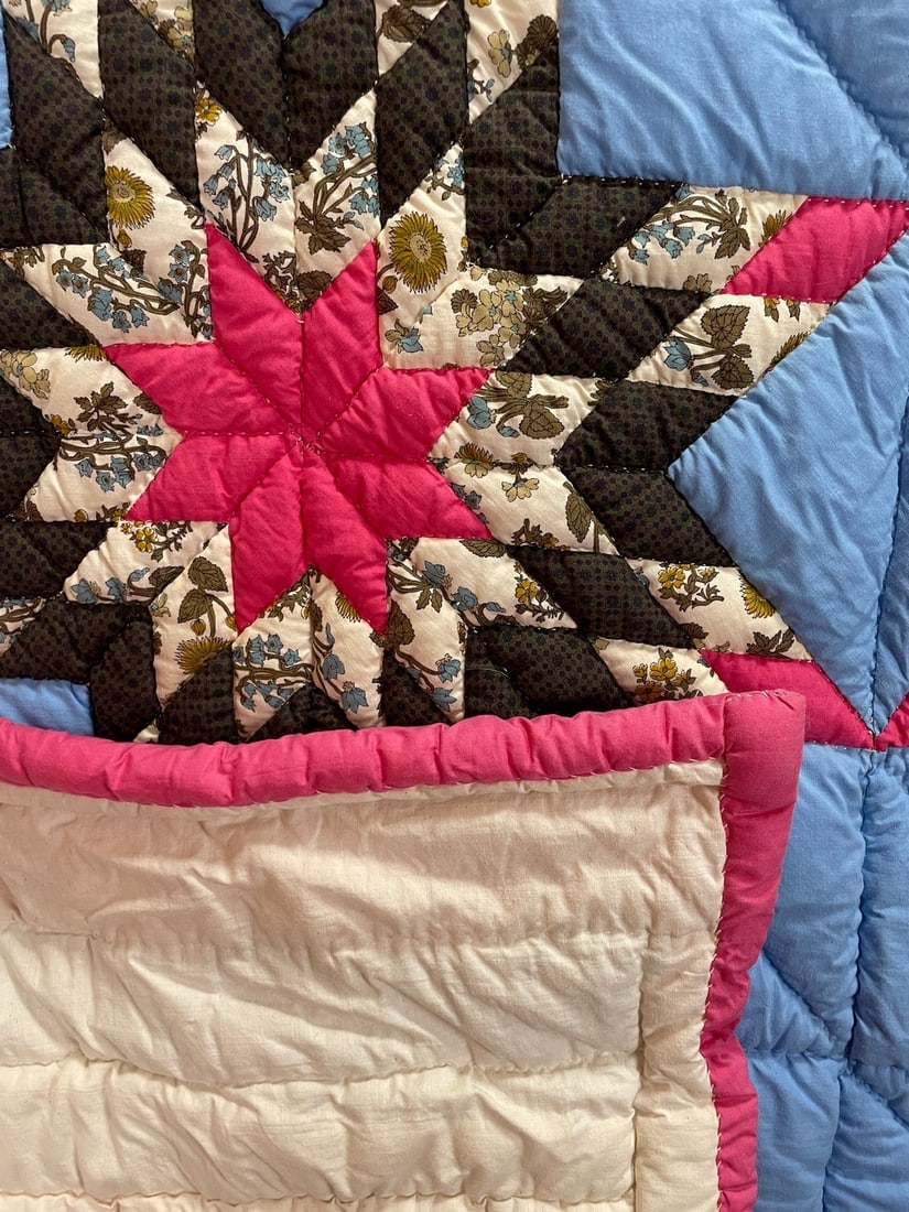 HANDMADE STAR PATTERN QUILT 95" x 80" - 4