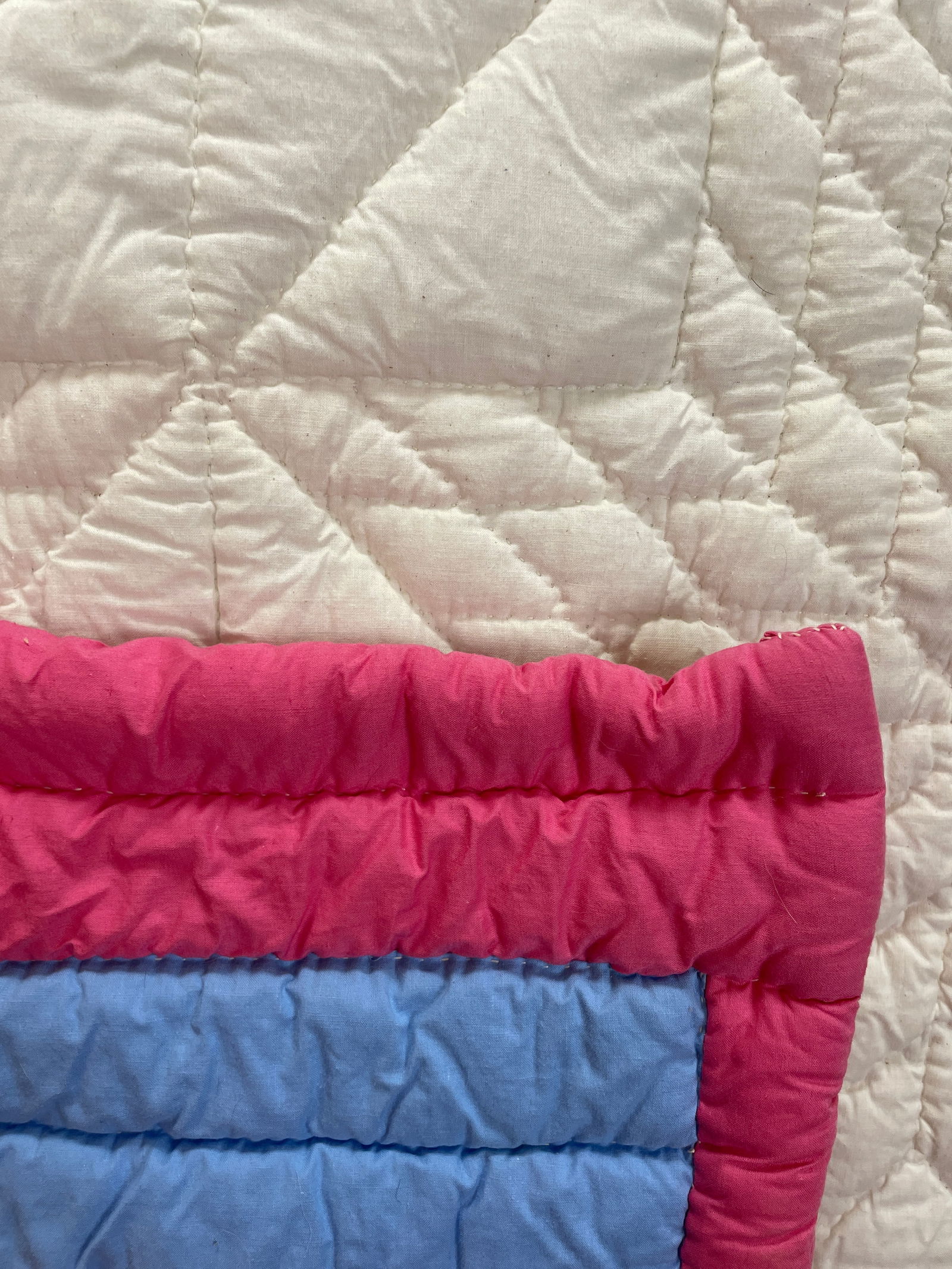 HANDMADE STAR PATTERN QUILT 95" x 80" - 8