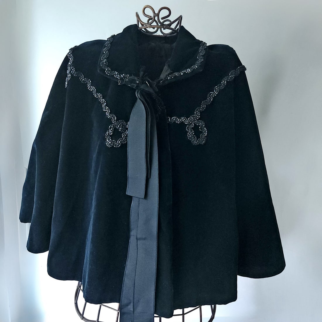 Victorian Black Velvet Short Beaded Cape (1 of 9)