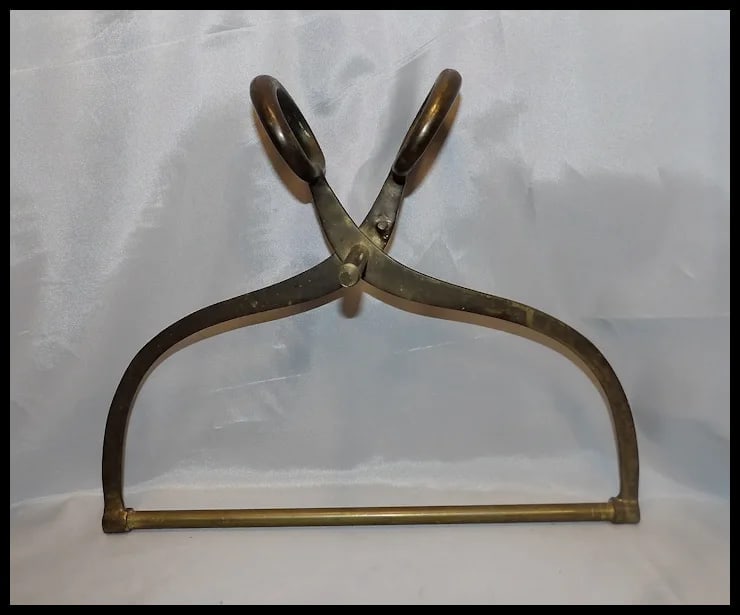 Vintage Brass Decorative Ice Block Tongs Towel Bar - 2