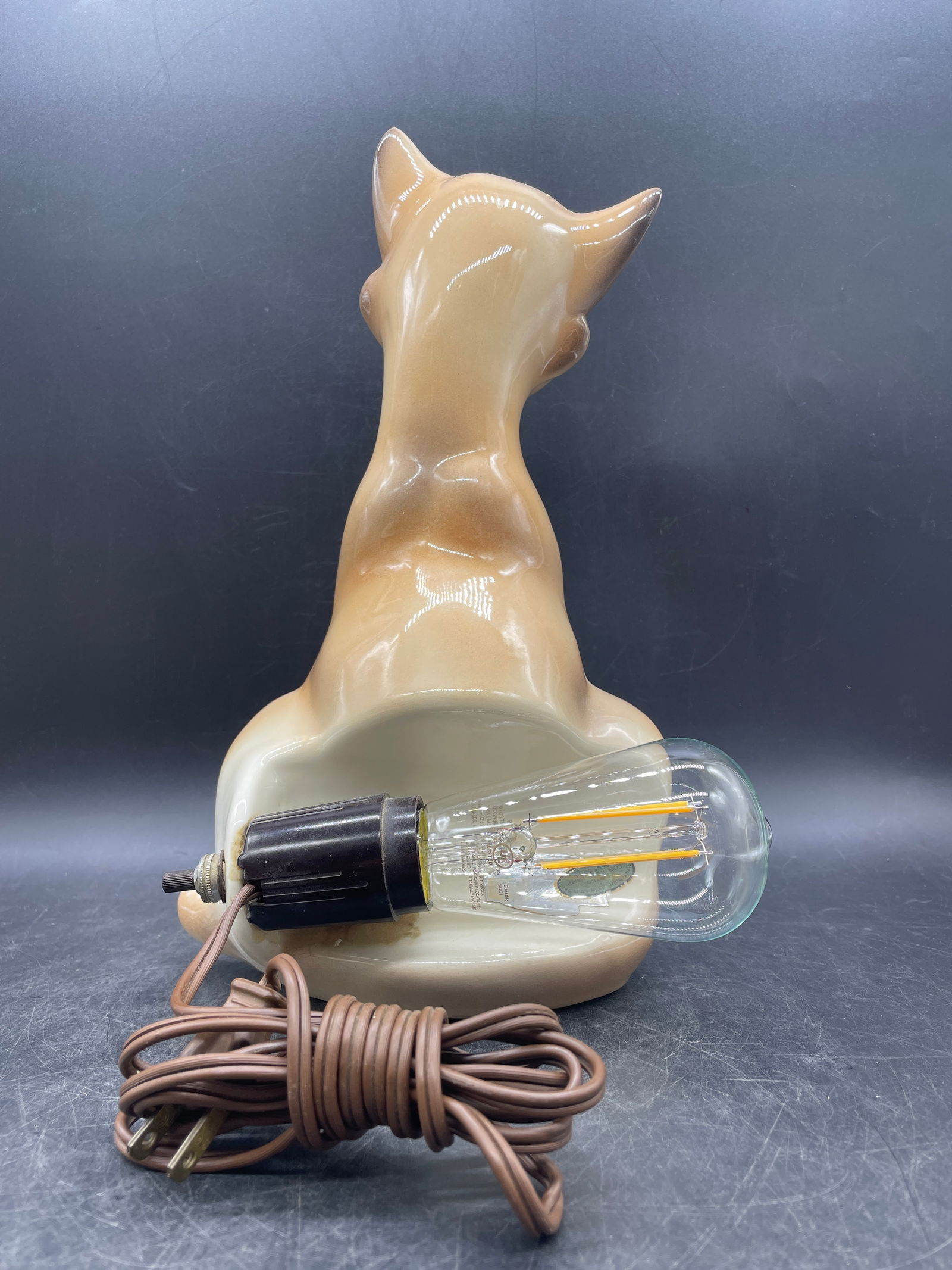 Vintage 1950s Maddux of California Siamese Cat TV Table Lamp - 4