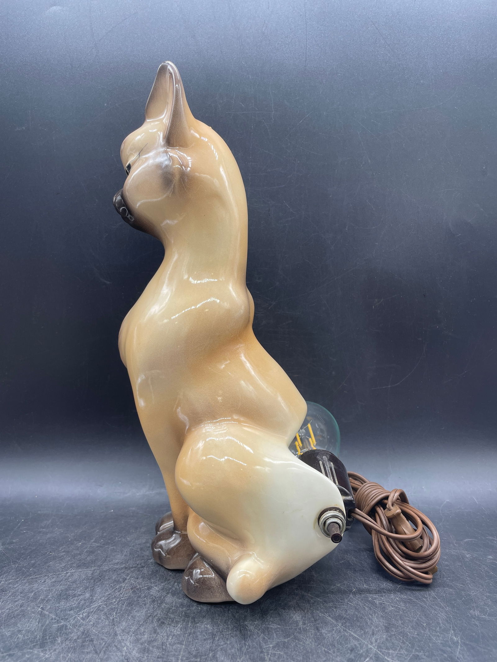 Vintage 1950s Maddux of California Siamese Cat TV Table Lamp - 5