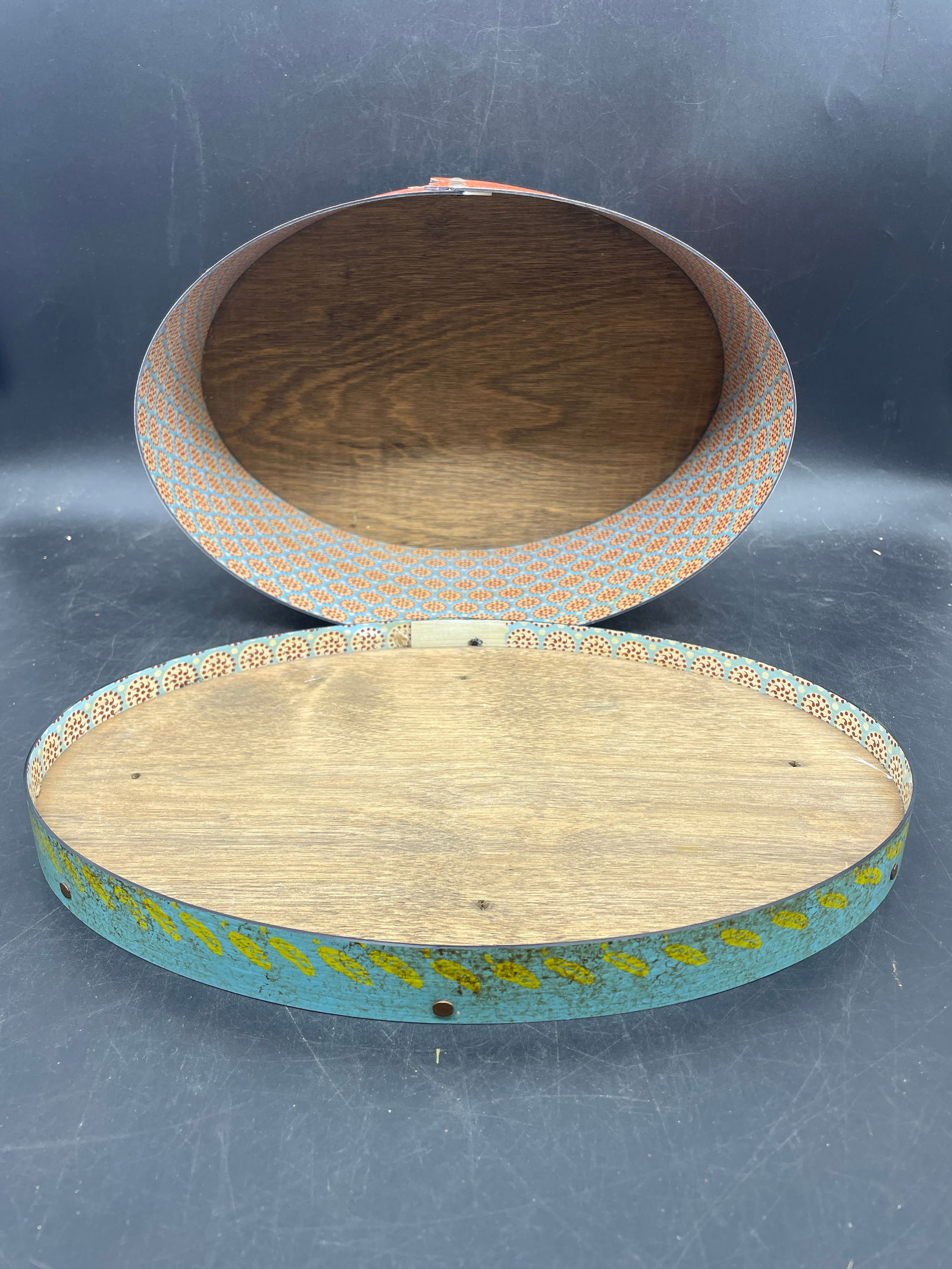 Wilton & Lee Ltd Shaker Oval Wood Pantry Box Pennsylvania Dutch German Couple - 6