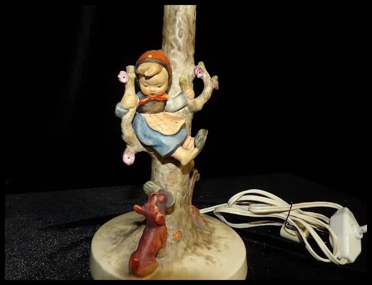 Authentic 1936 Out of Danger Goebel Hummel Figurine Table Lamp from Germany - 4