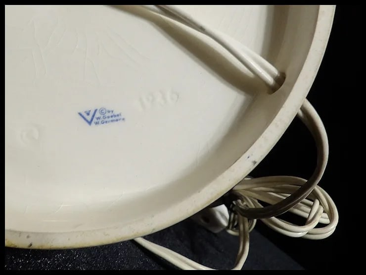 Authentic 1936 Out of Danger Goebel Hummel Figurine Table Lamp from Germany - 9