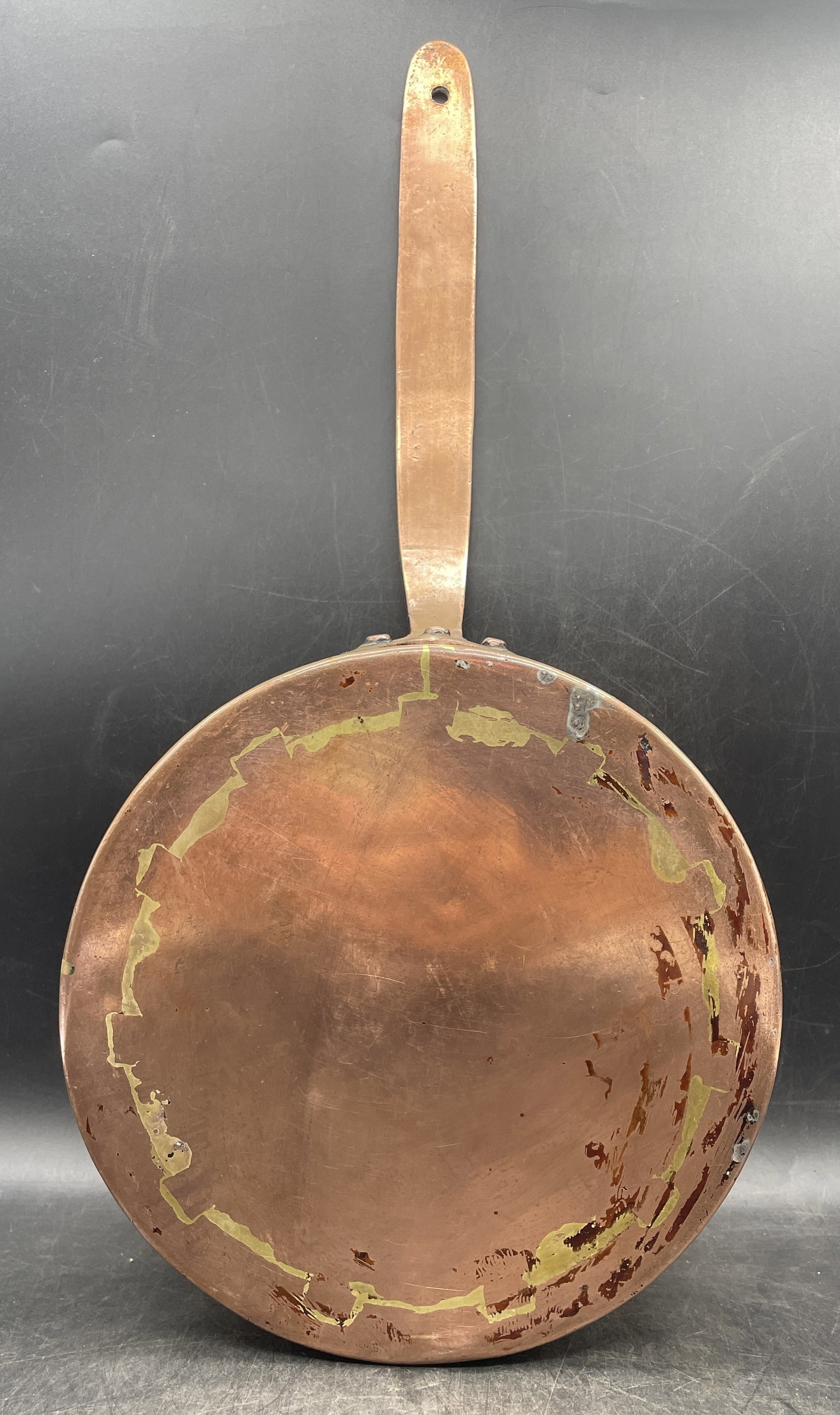 Large hand forged copper pot. Handle marked 55. Capacity 3.75 quarts. - 8