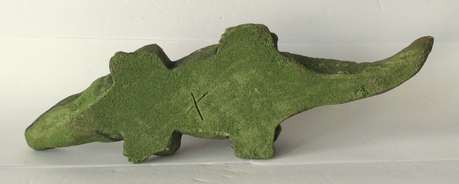 Vintage composition folk art alligator figure. - 6