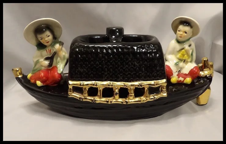 Vintage 1950’s Fuhry and Sons Ceramic Oriental Junk Boat TV Lamp - 2