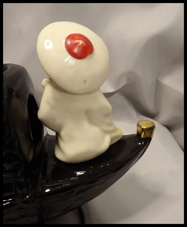 Vintage 1950’s Fuhry and Sons Ceramic Oriental Junk Boat TV Lamp - 5