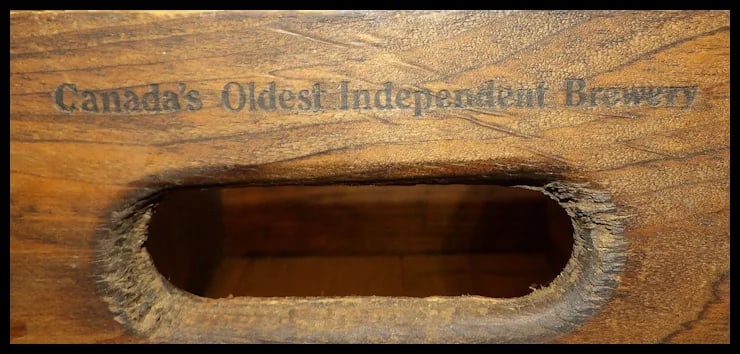 Vintage Moosehead Canadian Lager Beer Crate Dovetail Wood Box - 6