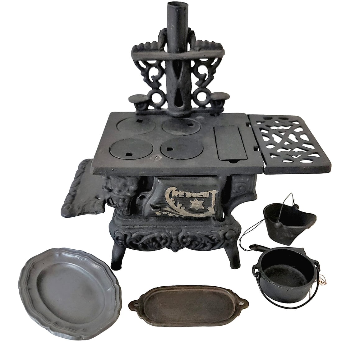 Vintage Crescent Cast Iron Toy or Salesman Sample with Accessories (1 of 8)