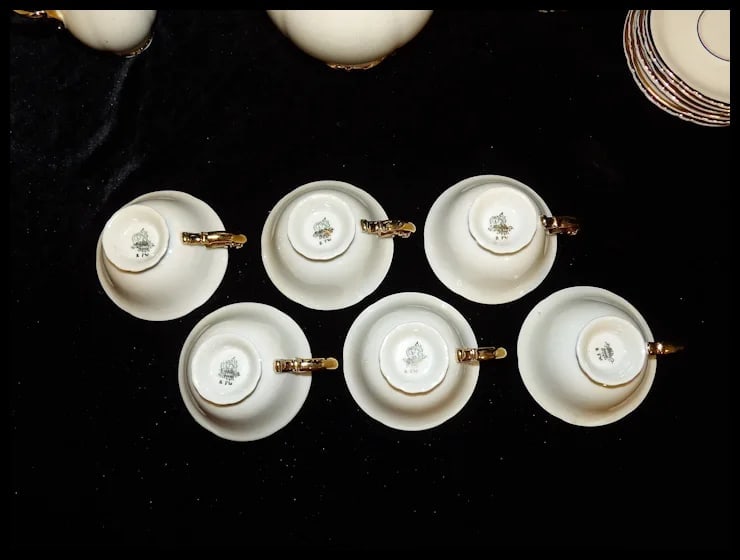 Antique Konigl Pr Tettau Bavarian Tea Set 22kt Gold Accents - 8