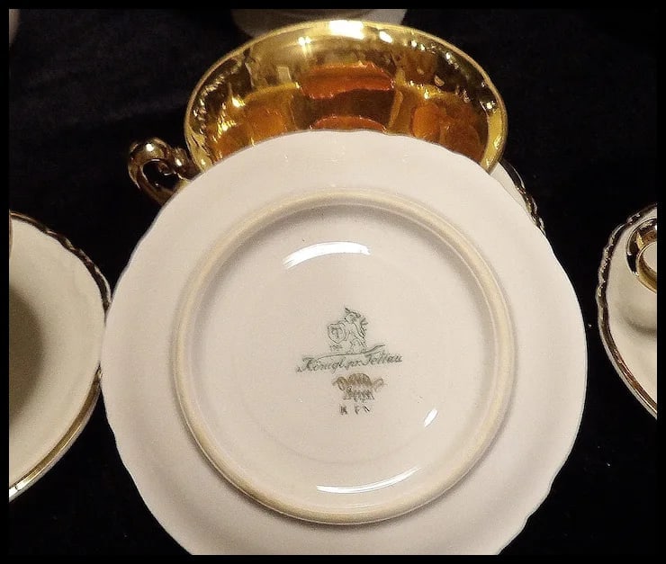 Antique Konigl Pr Tettau Bavarian Tea Set 22kt Gold Accents - 9
