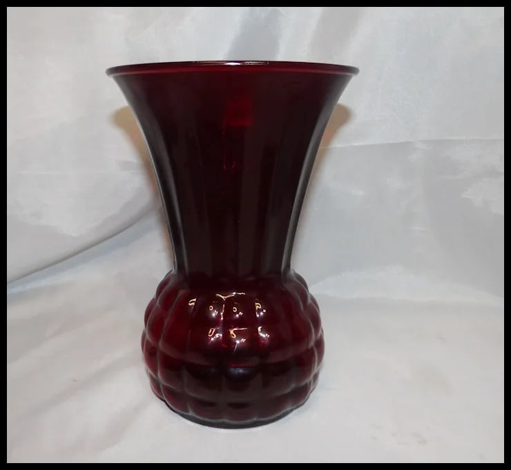 Anchor Hocking Hand-blown Ruby Red Fluted Scalloped 9?? Pineapple Vase - 3