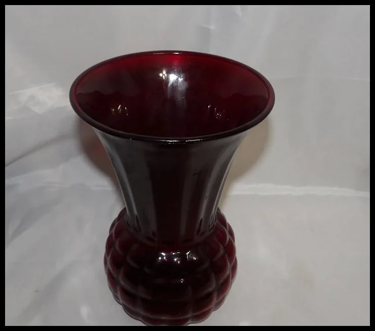 Anchor Hocking Hand-blown Ruby Red Fluted Scalloped 9?? Pineapple Vase - 5