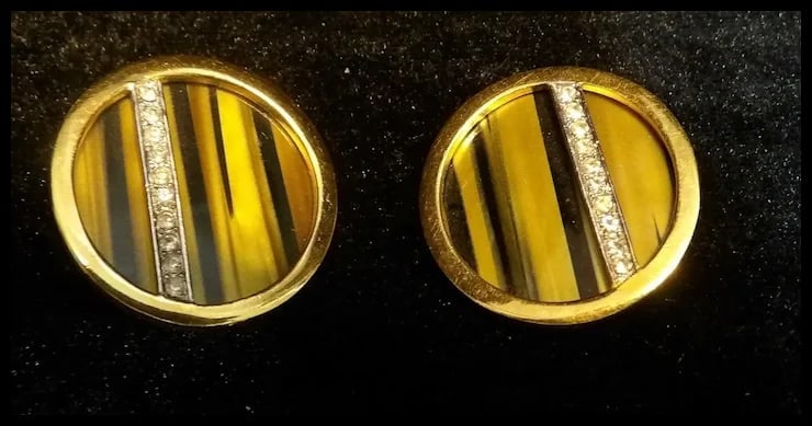 1960s Modernist Signed Trifari Earrings with Tiger’s Eye Gemstones and Rhinestones - 2