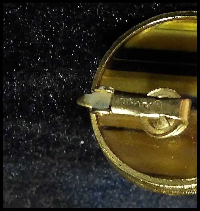 1960s Modernist Signed Trifari Earrings with Tiger’s Eye Gemstones and Rhinestones - 4