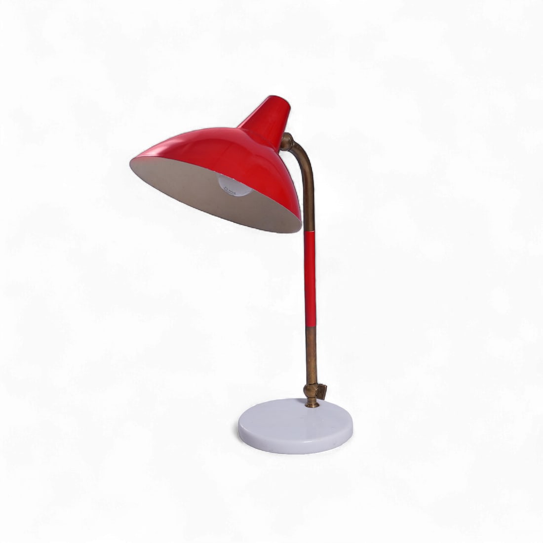 Vintage Italian Stilnovo Table Lamp C1950s: Title: Vintage Italian Stilnovo Table Lamp C1950s Description: This vintage Italian Stilnovo table lamp from the 1950s brings authentic mid-century character to any interior with its sculptural silhou