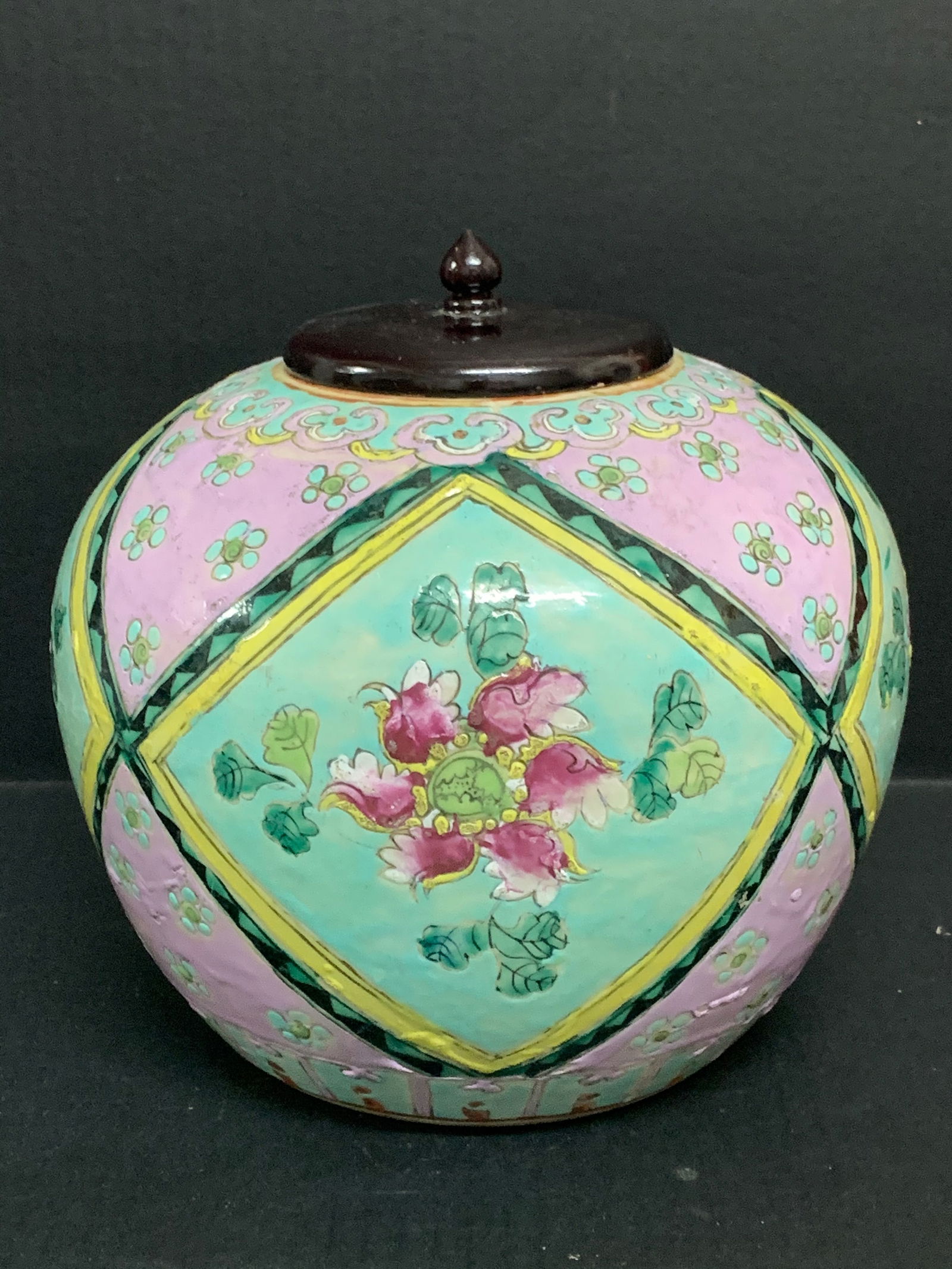 Late 20th Century Chinese Art Porcelain Famille Rose Jar: Title: Late 20th Century Chinese Art Porcelain Famille Rose Jar Date/Period: Late 20th Century Description: Chinese Art Porcelain Famille Rose Vase Materials: Porcelain Size: 7" h x 8" w Reserve: $100