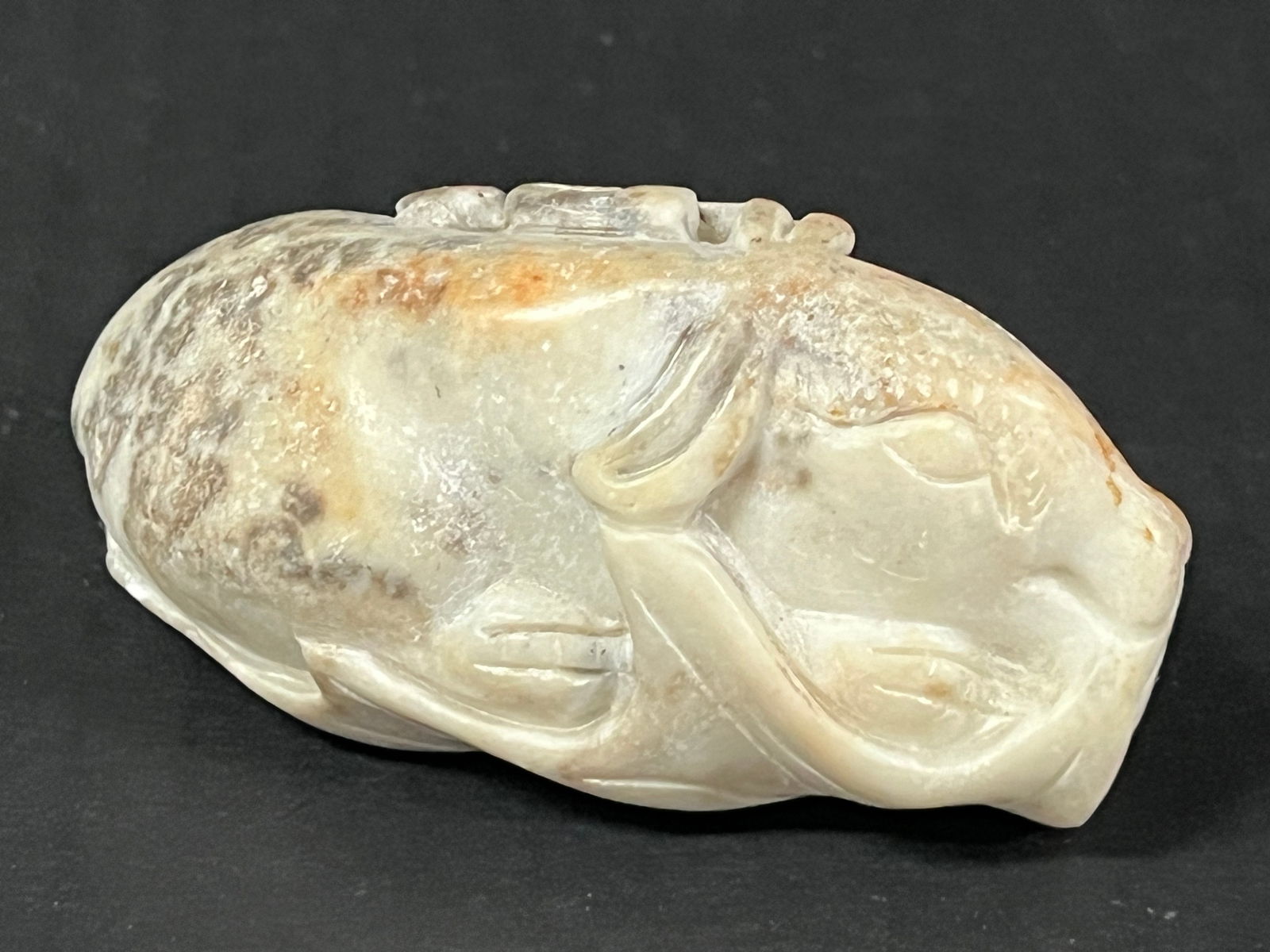 Late 20th Century Chinese Art Carved Jade Animal Sculpture: Title: Late 20th Century Chinese Art Carved Jade Animal Sculpture Date/Period: Late 20th Century Description: Chinese Art Carved Jade Animal Sculpture Materials: Jade Size: 2" h x 3" w Reserve: $60.00
