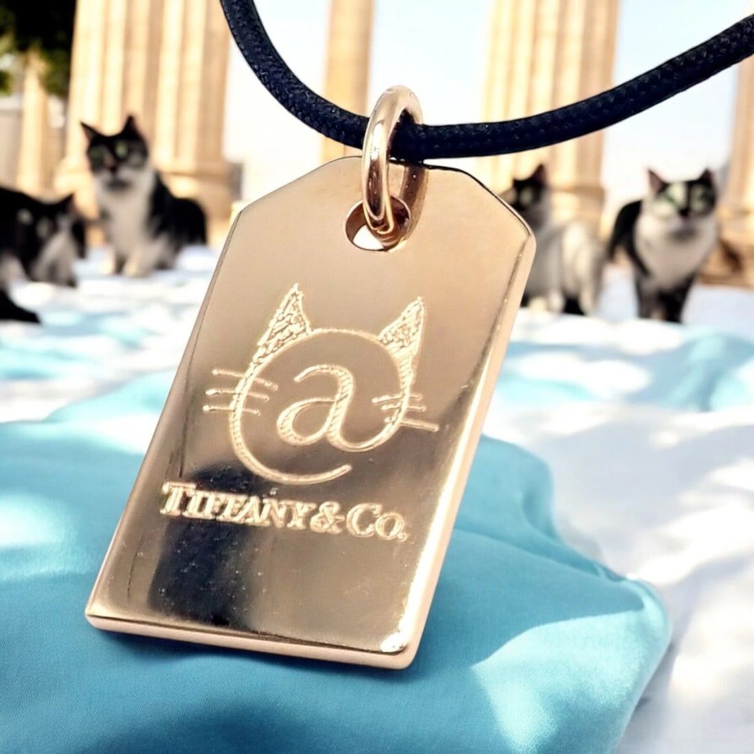 Rare! Tiffany & Co 18k Rose Gold Cat Street Tokyo Harajuku Japan Medium Necklace: This ultra-rare Tiffany & Co. necklace is crafted in 18k rose gold, exclusively from Tiffany @ Cat Street at Harajuku, Tokyo in Japan. Featuring a medium-sized pendant, it embodies modern elegance wit