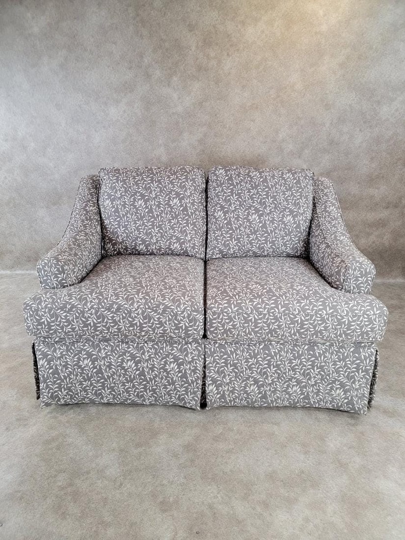 Vintage Contemporary Gray Leaf Print Fabric Sofa and Loveseat Set - 7