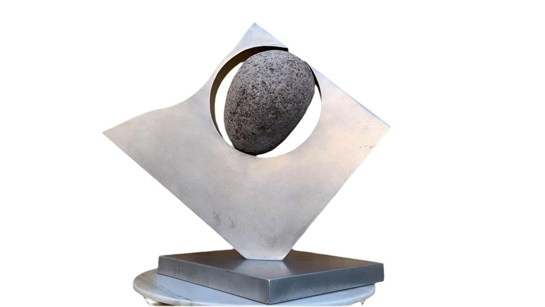 Vintage Thomas C. Hicks Jr. Steel and Stone Sculpture: Title: Vintage Thomas C. Hicks Jr. Steel and Stone Sculpture Description: Vintage Thomas C. Hicks Jr. Steel and Stone Sculpture This vintage abstract sculpture by Thomas C. Hicks Jr. is a stunning pie