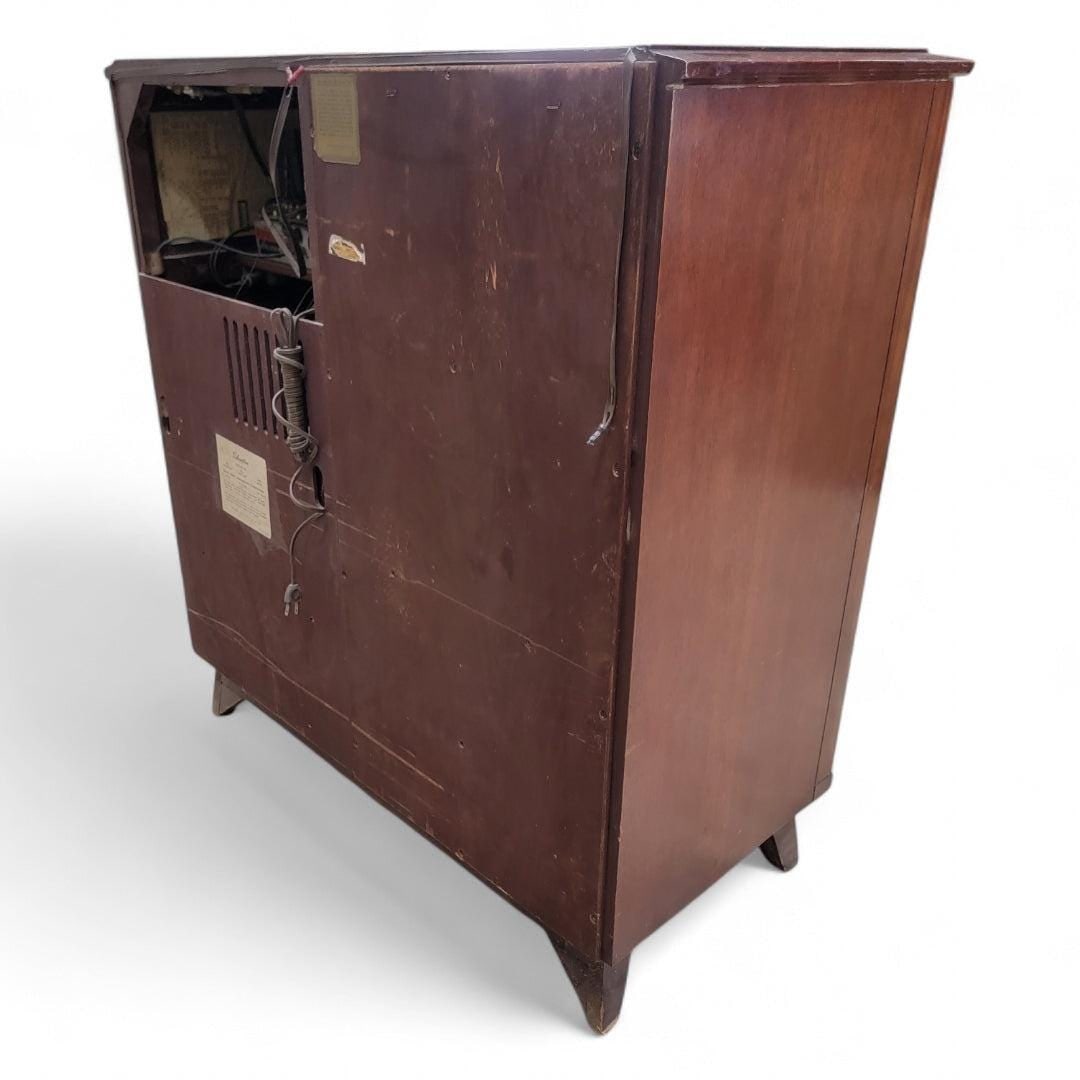 Mid Century Modern Silvertone High Fidelity Record Player/Radio Console - 3