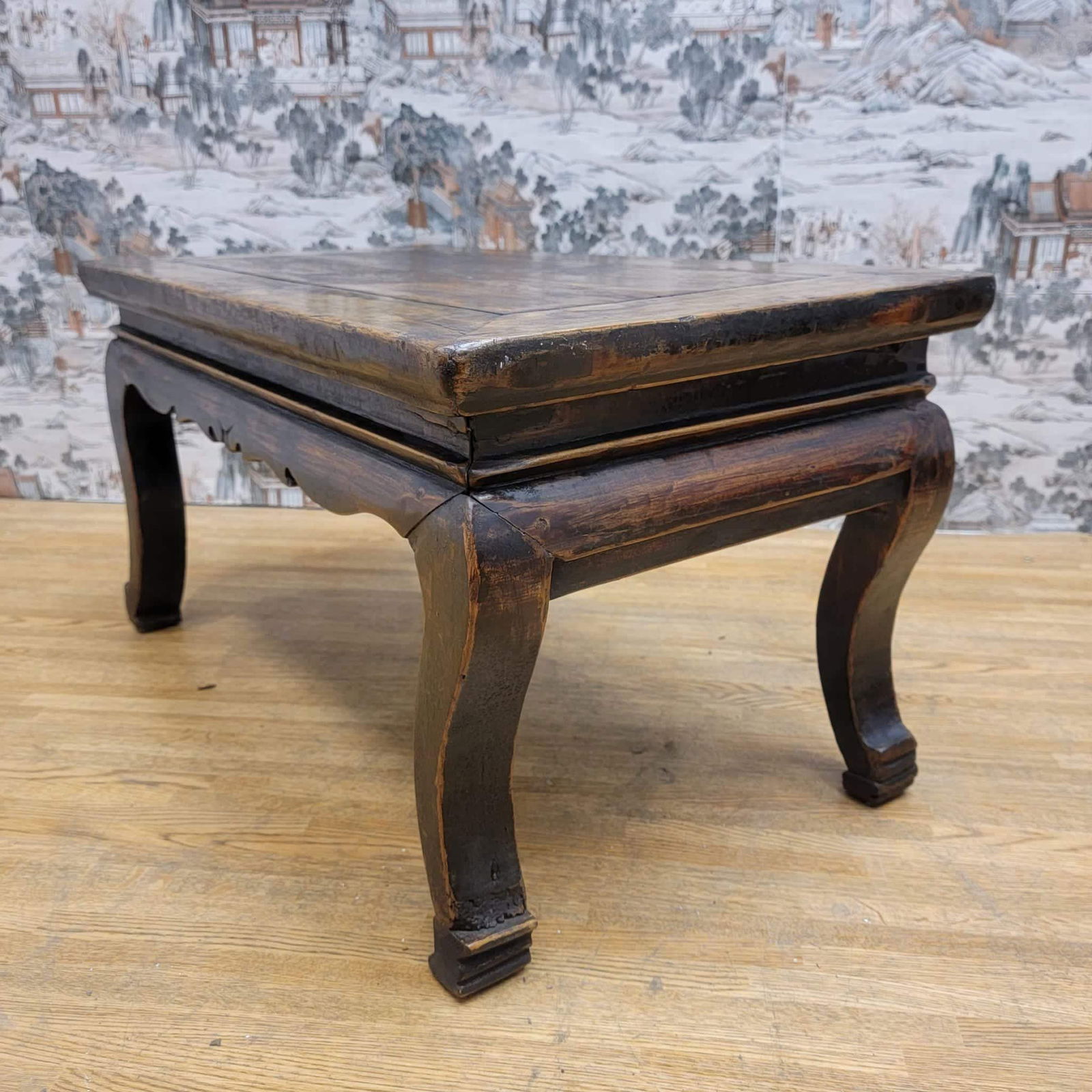 Antique Shanxi Province Elm Small Side Table with Carved Apron - 7