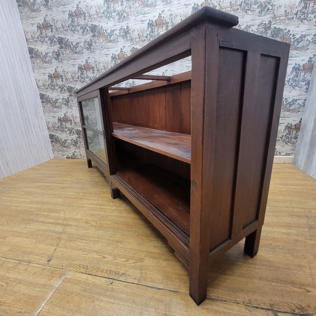 Vintage Teakwood Low Bookcase / Display Cabinet with Sliding Glass Doors - 9
