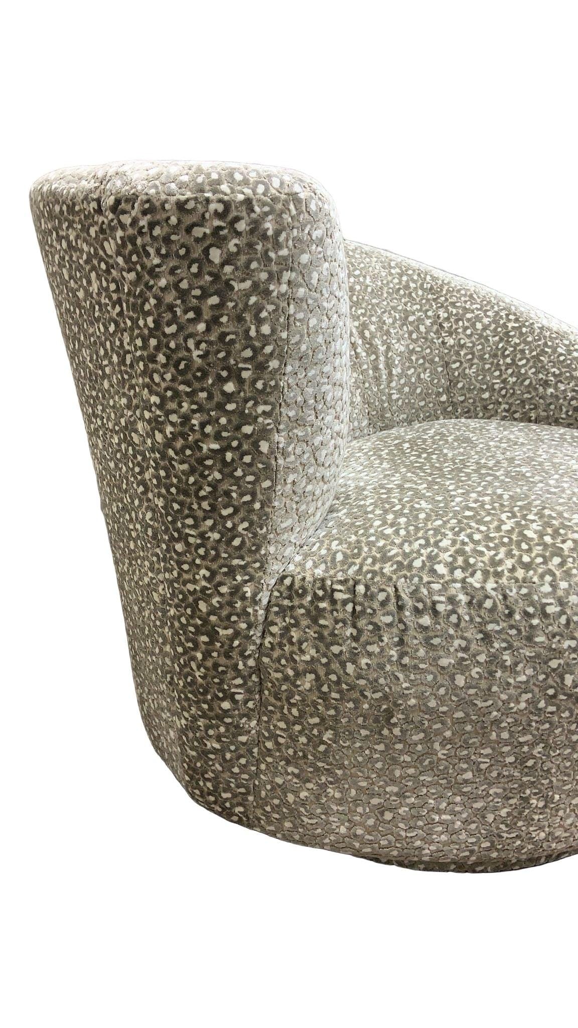 Mid Century Modern Vladimir Kagan Style Asymmetrical Swivel “Nautilus” Weiman Lounge - 3