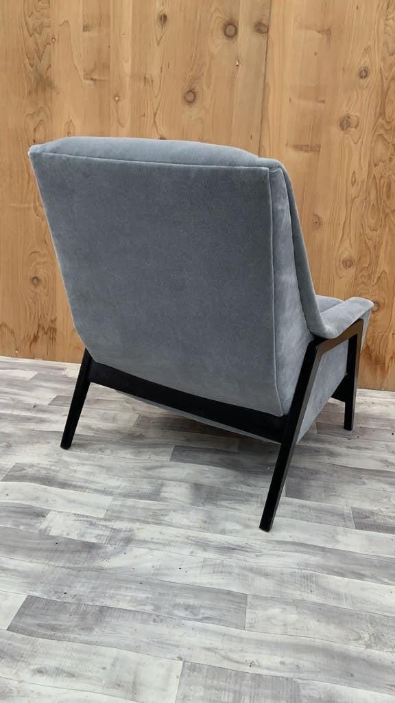 Mid Century Modern Folke Ohlsson for DUX Lounge Chair Newly Reupholstered in Mohair - 6