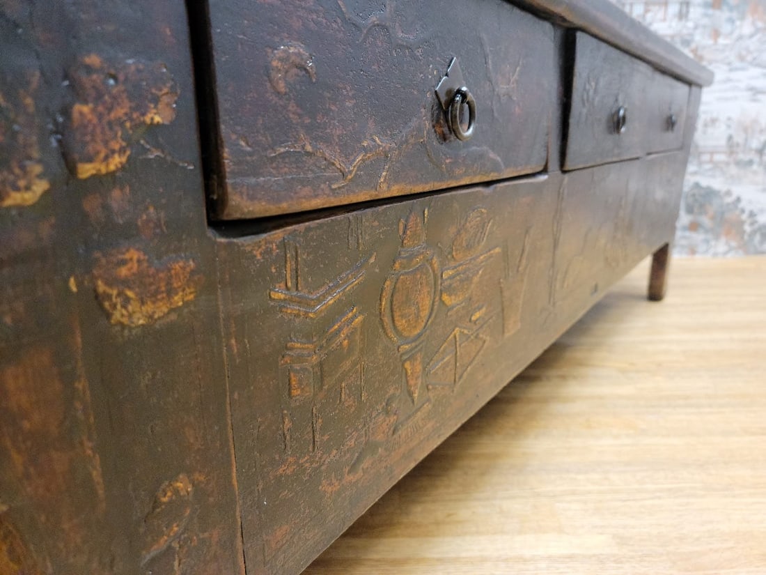 Traditional Handmade Shanxi Province Coffer Sideboard Featuring Artistic Carvings - 10