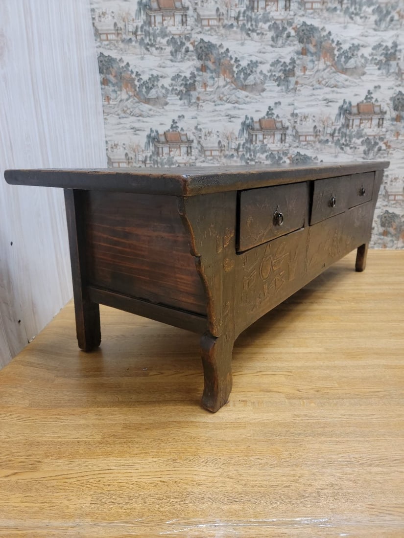 Traditional Handmade Shanxi Province Coffer Sideboard Featuring Artistic Carvings - 3