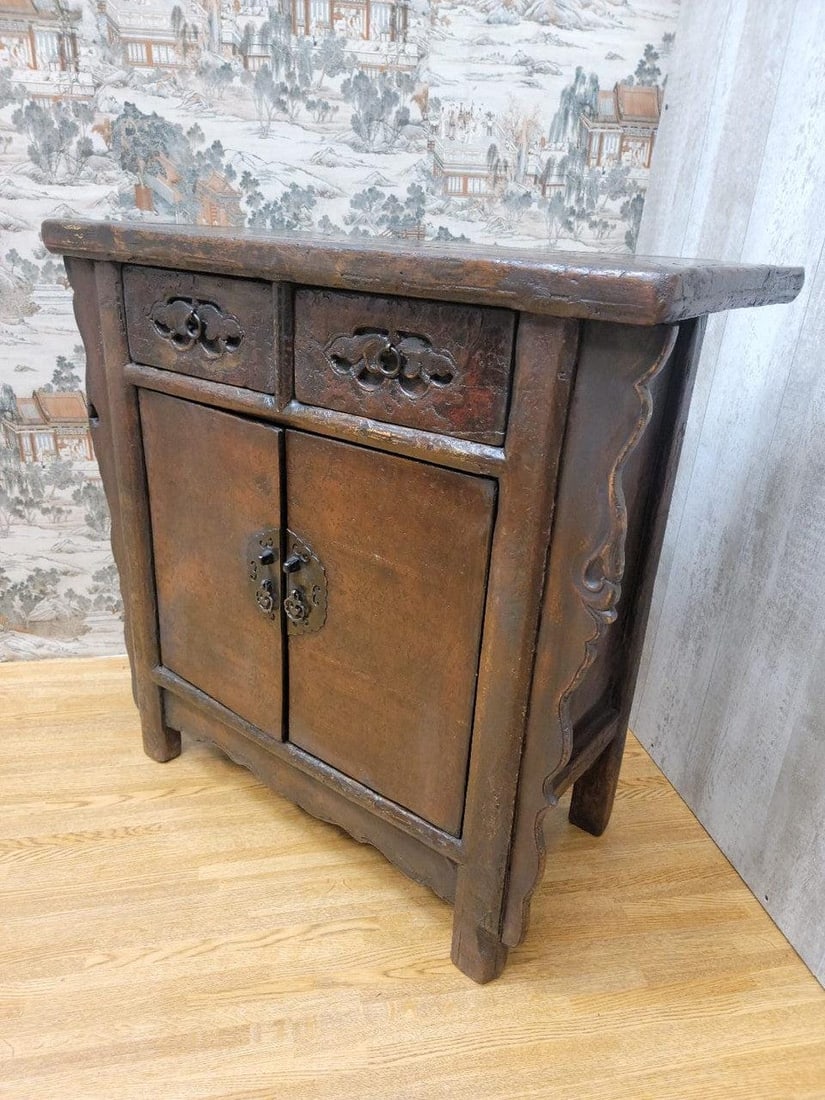 Antique Shanxi Province Small Winged Elmwood Cabinet - 3