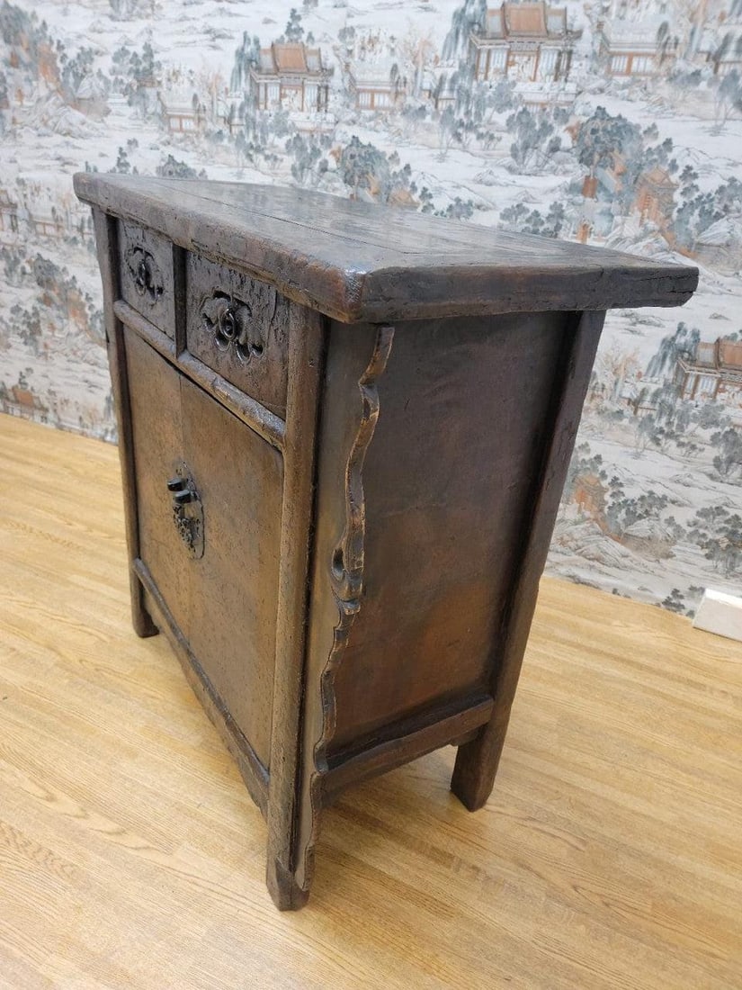 Antique Shanxi Province Small Winged Elmwood Cabinet - 4