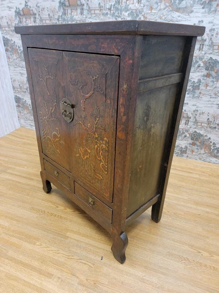 Antique Shanxi Province Elmwood Lacquered Cabinet - 5