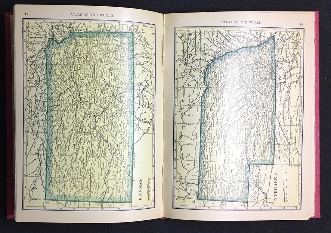 Hammond's Handy Atlas of the World Containing new maps of each state and territory in the United - 3