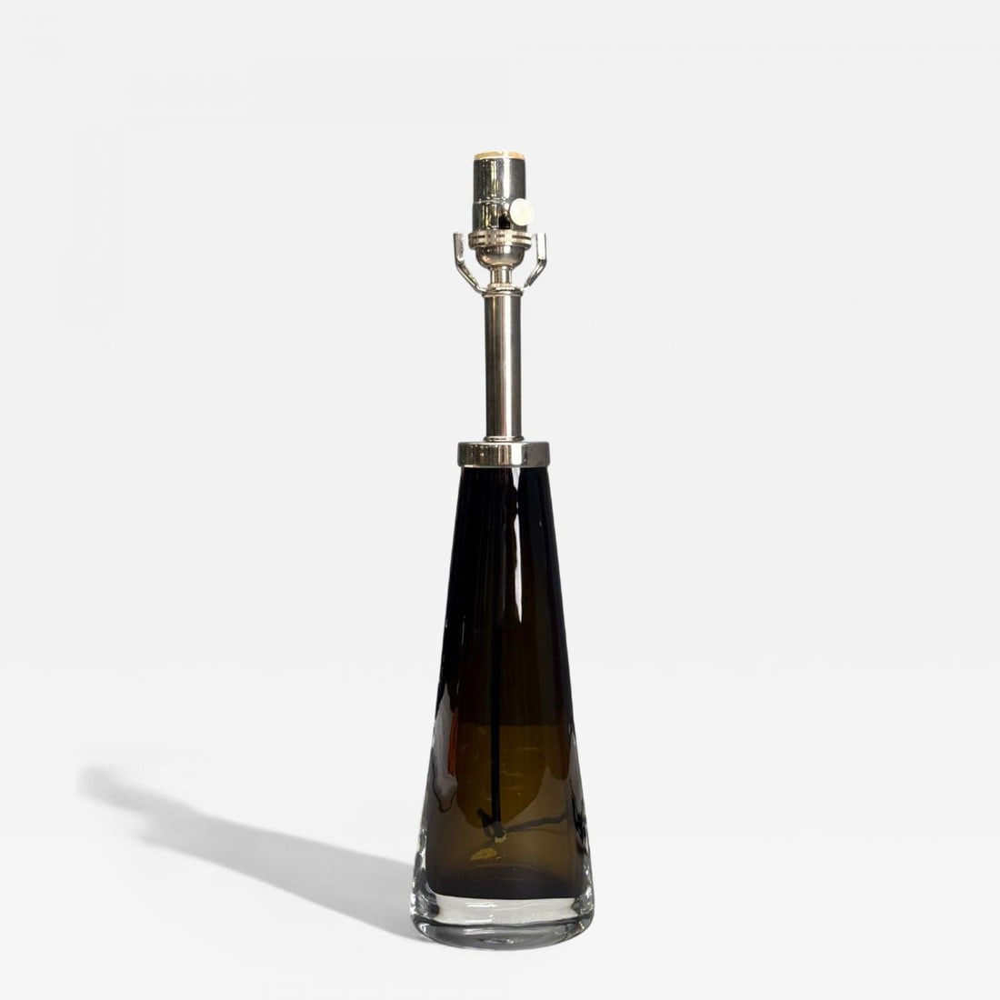 Nils Landberg, Swedish Modern, Brown Tinted Glass, Table Lamp, Sweden, 1970s: Title: Nils Landberg, Swedish Modern, Brown Tinted Glass, Table Lamp, Sweden, 1970s Description: Nils Landberg, Swedish Modern, Brown Tinted Glass, Table Lamp, Sweden, 1960s A brown glass hourglass fo