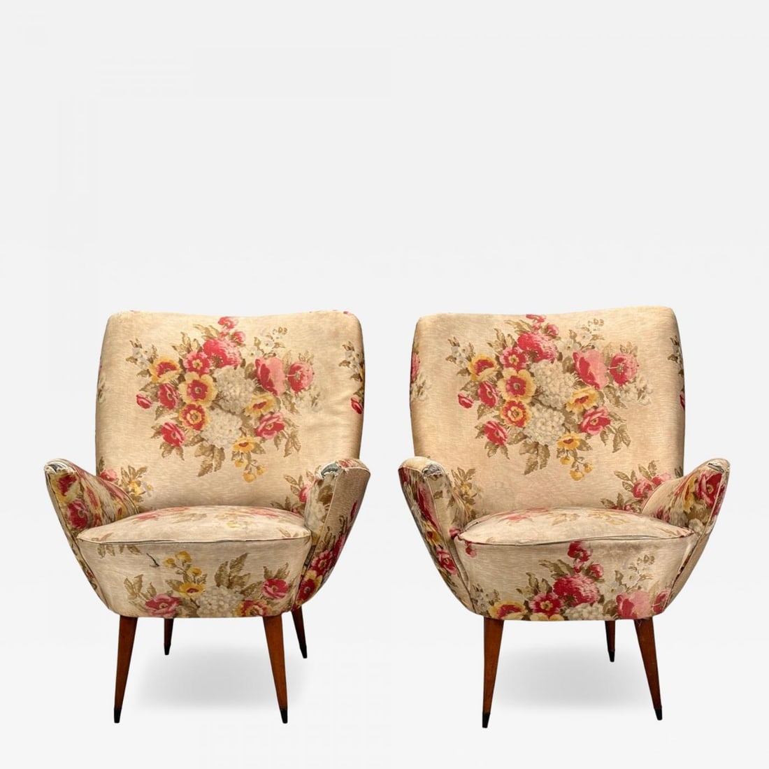 ISA Bergamo, Fabric, Wood, Brass, Organic Lounge Chairs, Italy, 1950s: Title: ISA Bergamo, Fabric, Wood, Brass, Organic Lounge Chairs, Italy, 1950s Description: ISA Bergamo, Italian Mid-Century Modern, Fabric, Wood, Brass, Organic Lounge Chairs, Italy, 1950s Pair of fabr