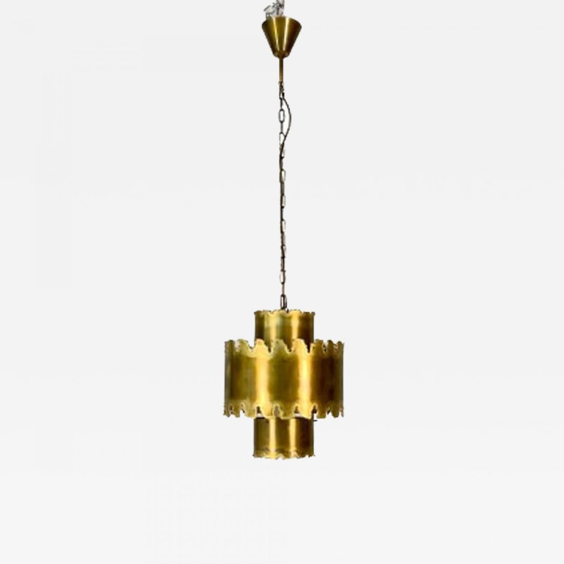 Mid-Century Modern Brutalist Chandelier / Pendant by Tom Greene, Patinated Brass: Title: Mid-Century Modern Brutalist Chandelier / Pendant by Tom Greene, Patinated Brass Description: Small Mid-Century Modern Brutalist Chandelier / Pendant by Tom Greene, Patinated Brass Tom Greene f