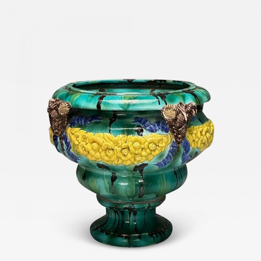 Italian, Majolica, Modern Palatial Jardinière or Planter, Outdoor, Italy, 1960s: Title: Italian, Majolica, Modern Palatial Jardinière or Planter, Outdoor, Italy, 1960s Description: Italian, Majolica, Modern, Palatial Jardinière or Planter, Outdoor, Italy, 1930s An enormo