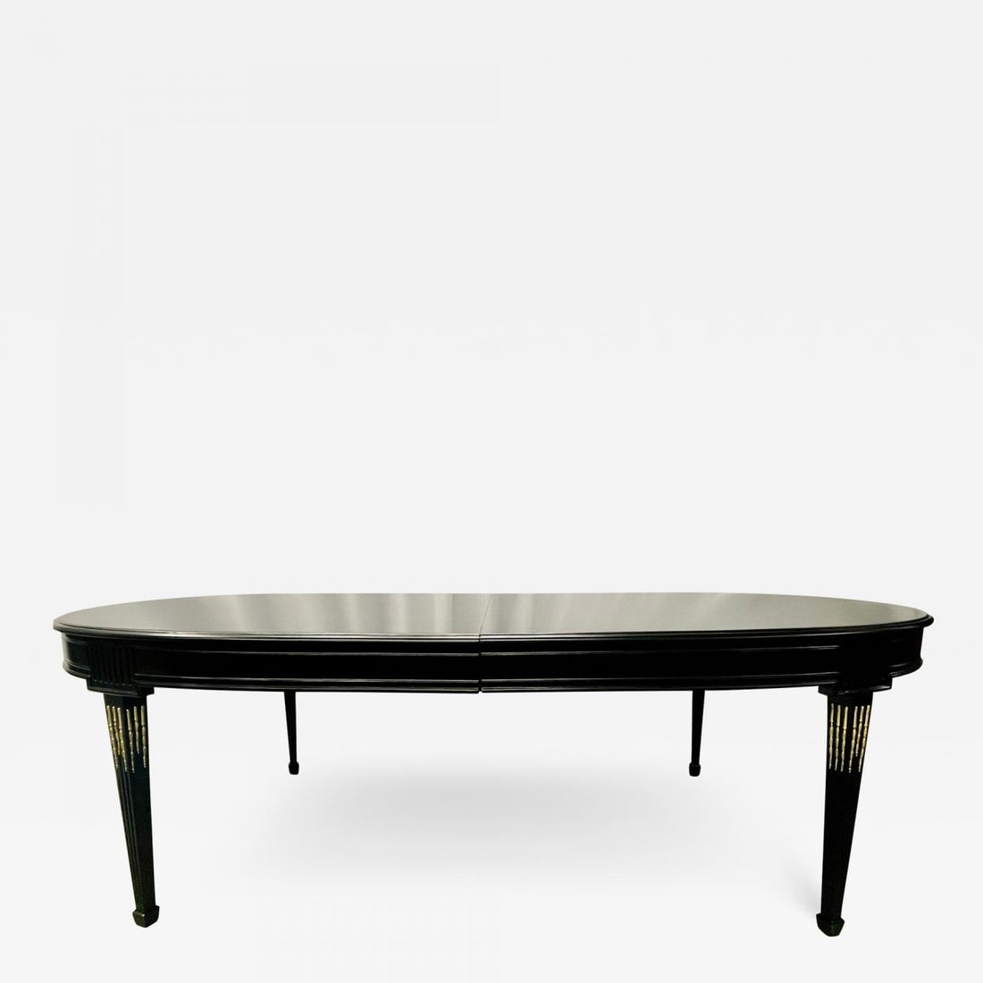 Maison Jansen Louis XVI Dining Table, Conference, Ebony, Bronze, French 1930s: Title: Maison Jansen Louis XVI Dining Table, Conference, Ebony, Bronze, French 1930s Description: Maison Jansen Style Dining Table in Louis XVI Style having a semi gloss matt finish with bronze mounts