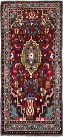Vintage Persian Hamadan Rug – Size: 3' 7" X 7' 9"