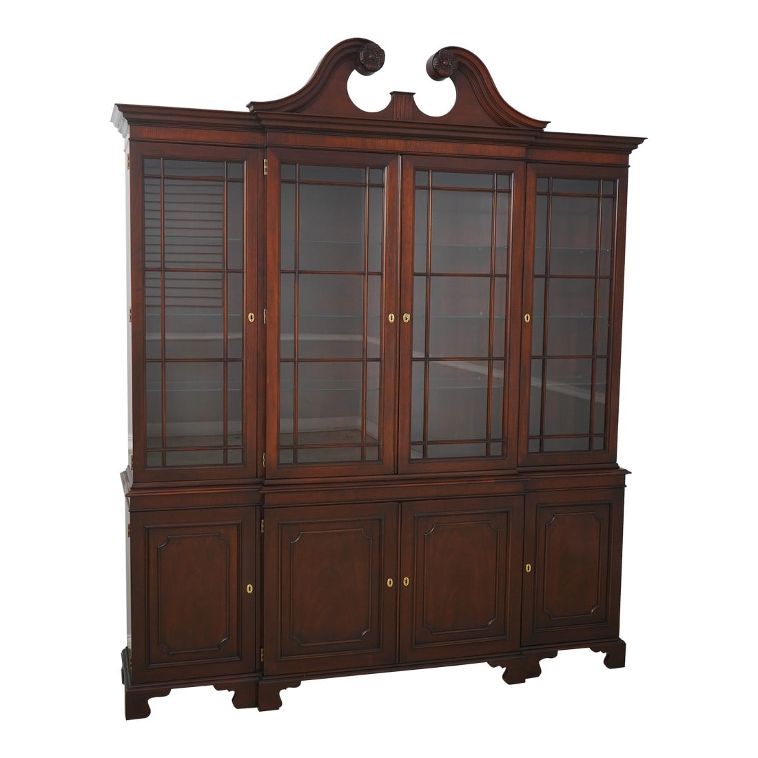 Kindel Oxford Mahogany 4 Door Breakfront: Age: Approx: 30 Years Old Details: 2 Piece Construction High Quality Construction Rich High Sheen Finish Traditional Style Offered @ Fraction Original Retail Cost Condition: Excellent Condition - Mino