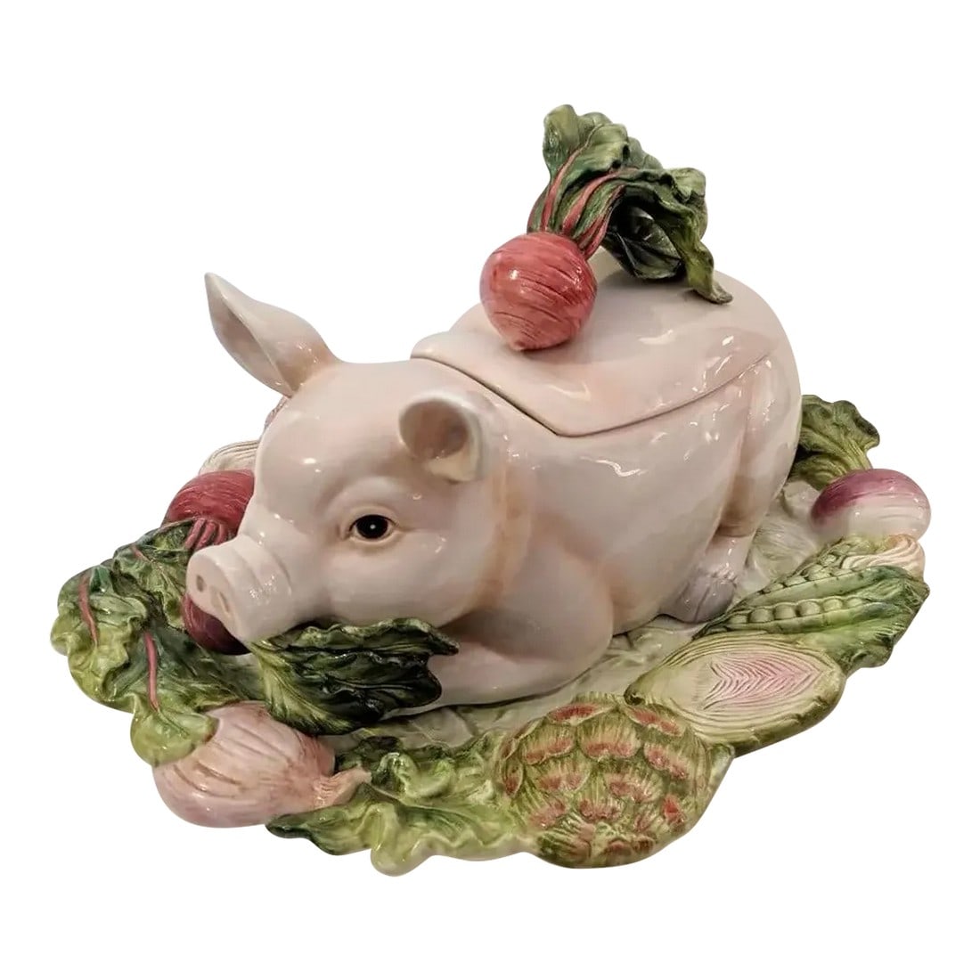 Late 20th Century French Market Tureen & Lid With Underplate by Fitz & Floyd: Large hand painted bone China soup, tureen and underplate with ladle. Cute looking pig, resting on a bed of lettuce leaves and vegetables. It is made by Fitz and Floyd as part of their French market c