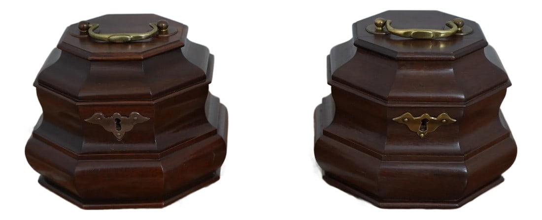 Pair Virginia Metalcrafters Colonial Williamsburg Mahogany Tea Caddys (1 of 9)