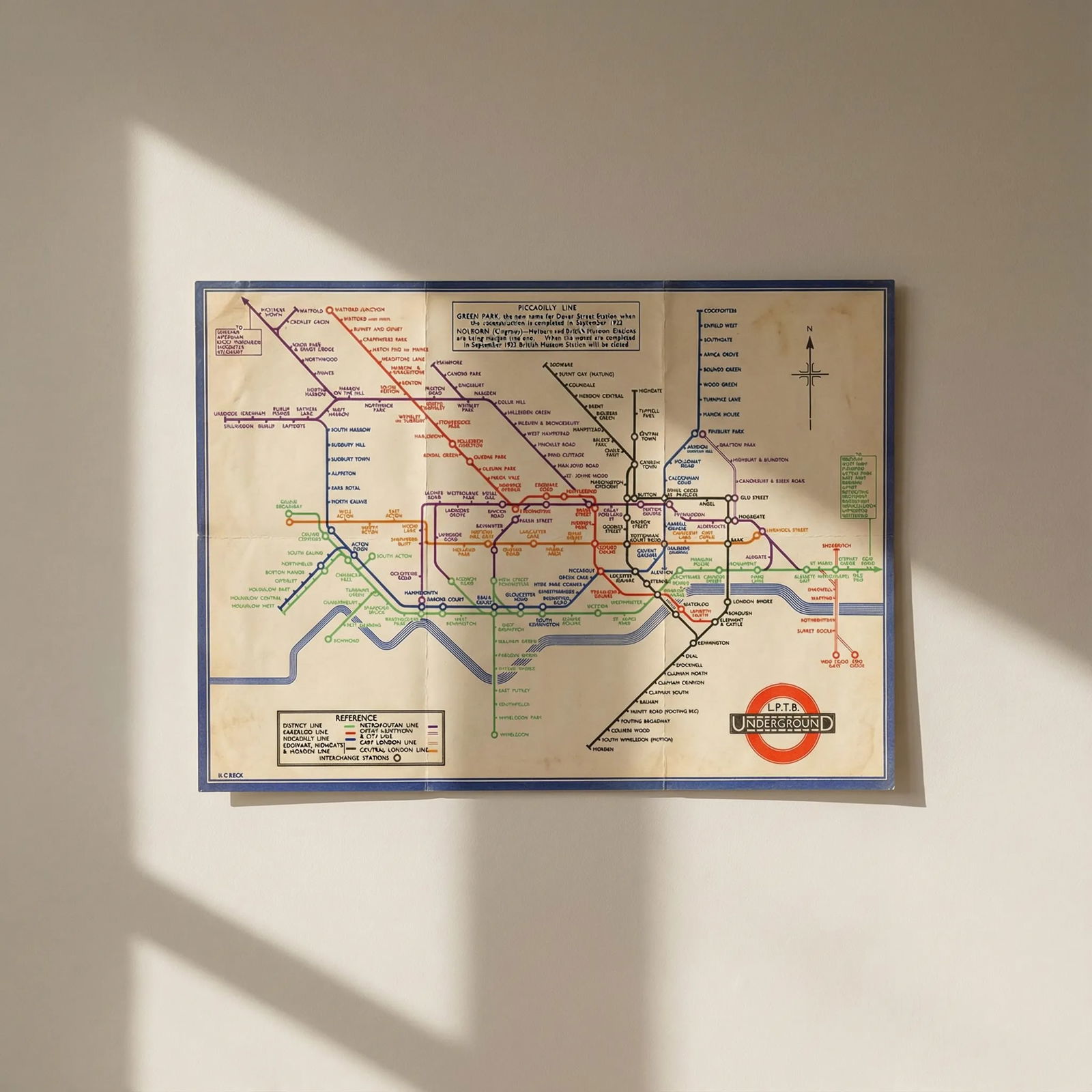LONDON UNDERGROUND tube map plan diagram. 2nd HARRY BECK edition. August 1933: Title: LONDON UNDERGROUND tube map plan diagram. 2nd HARRY BECK edition. August 1933 Description: London Passenger Transport Board - Underground railways of London [no code] 1933. This, the second edi