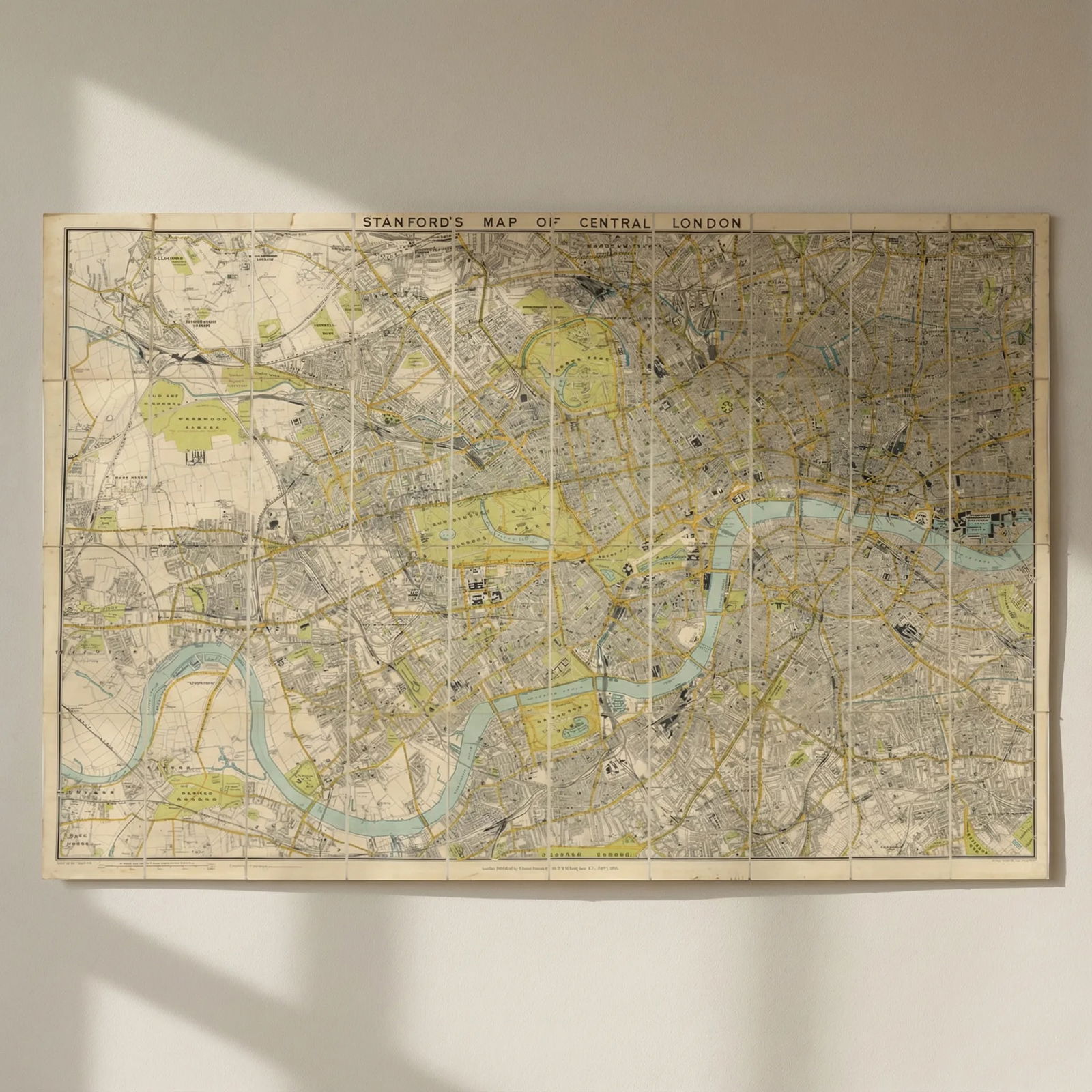 Stanford's Map of Central London. Folding, linen-backed antique city plan 1905: Title: Stanford's Map of Central London. Folding, linen-backed antique city plan 1905 Description: Stanford's Map of Central London'. Stanford's Geographical Establishment. Published 1905. Folding cit