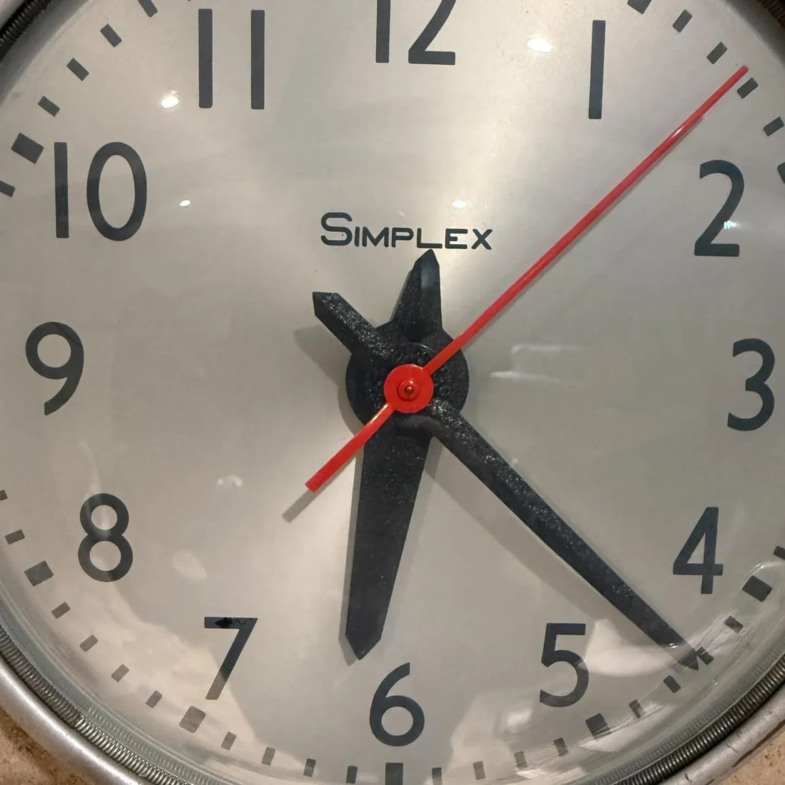 Mid Century Simplex Round Electric Wall Clock - 2